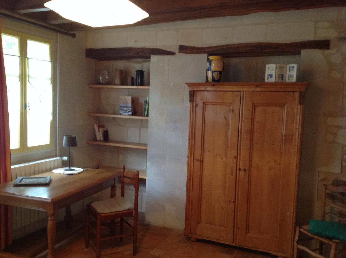 Maison De Vacances La Haute Cormerie Le Thoureil Kültér fotó